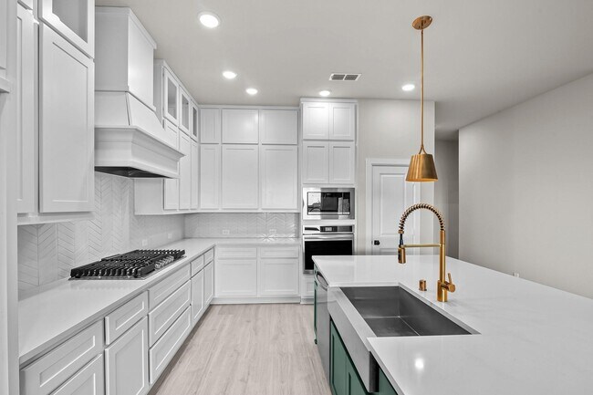 Building Photo - 139 Amaranth Wy