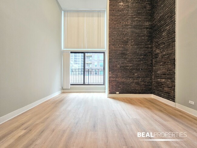 Photo - 1220 N LaSalle