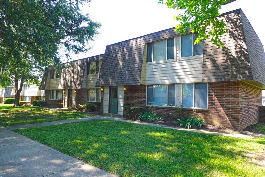 Southern Oaks Apartments - Income Restricted