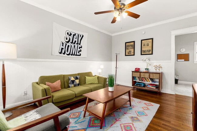 Photo - 203 W Magnolia Ave Unidad SI ID1496380P