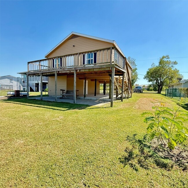 Photo - 143 Bastrop Bayou Dr