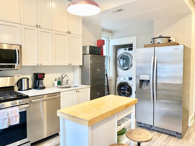 Photo - 1351 A St NE Unit 1351 A St, NE - Main