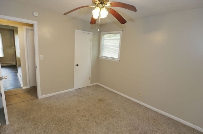 Photo - 306 Tarver St SE Unit B