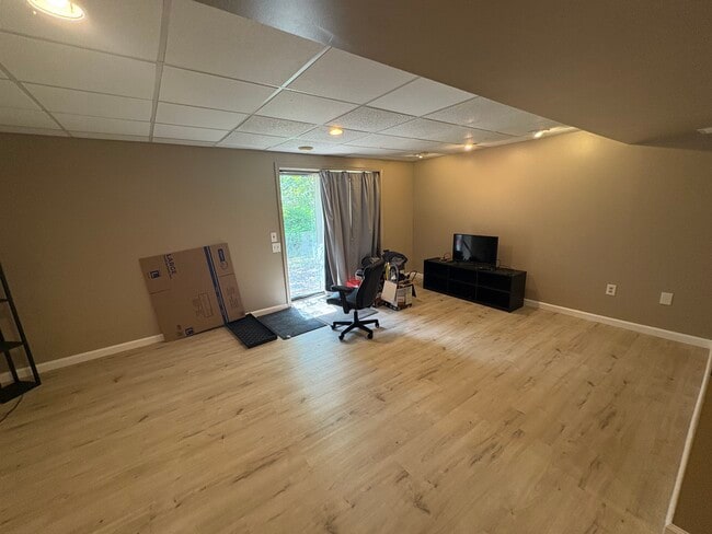 Photo - 7 Stardust Ct