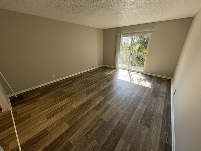 Photo - 1005 Hickory Hill Ln Unidad D202