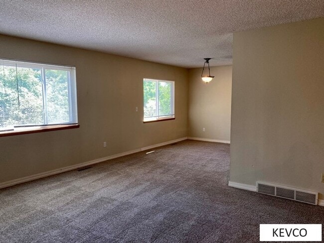 Photo - Wonderful Home in Campus West!