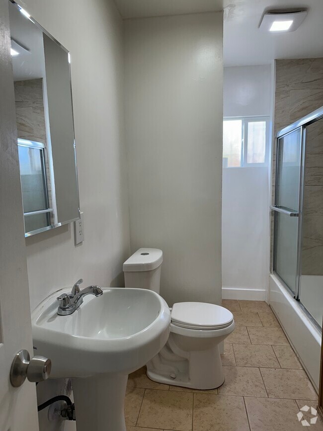 Building Photo - 3668 W 104th St Rental