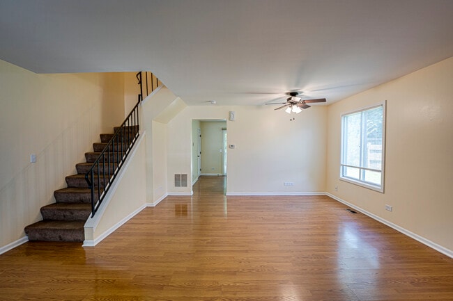 Photo - 1130 Brockton Ct