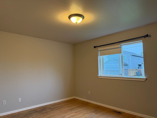 Photo - 6244 S Fife St