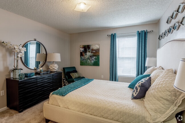 1BR,1BA 876 sqft