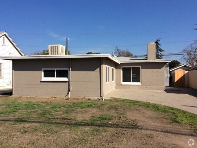 Building Photo - APPLY FOR THIS BEAUTIFUL HOME TODAY!