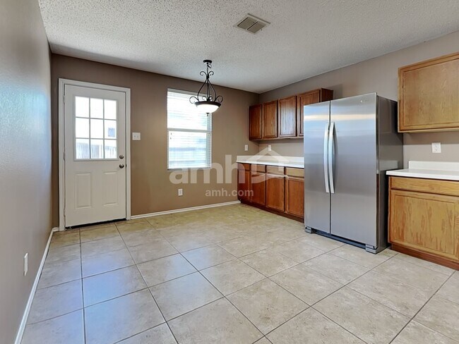 Photo - 3028 Misty Ridge Ln