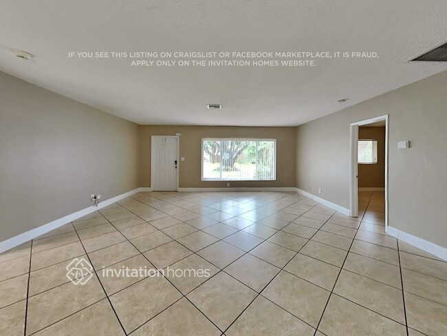 Photo - 1931 NE 43rd Ct