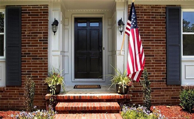 Photo - 6231 Milford Rd