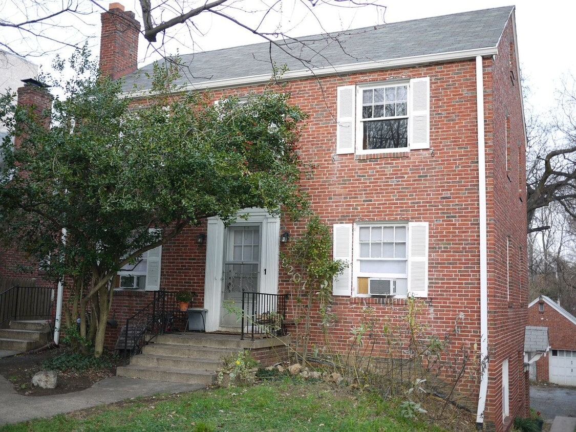 Photo - 8207 Garland Avenue D&G PROPERTIES LLC