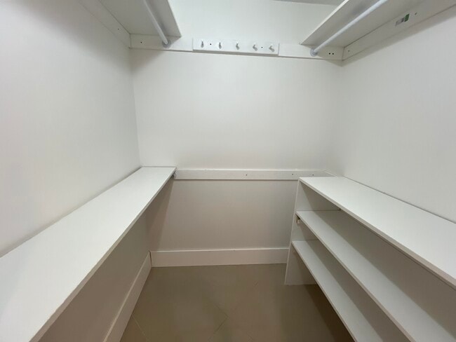 Photo - 115 SW 34th Ave