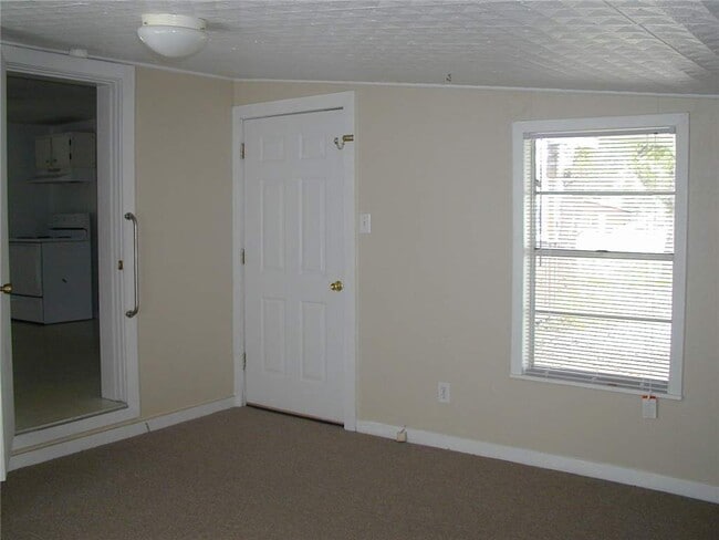 Photo - 421 S Columbia Dr