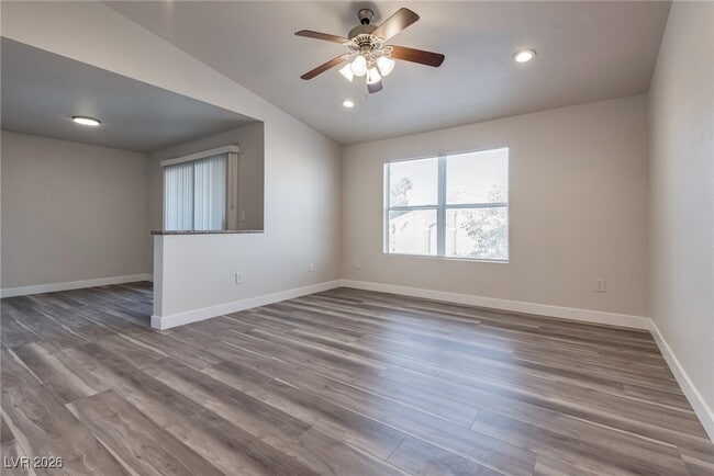 Building Photo - 5055 W Hacienda Ave Unit 2122