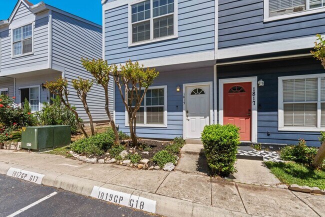 Photo - 1815 Gary's Park St