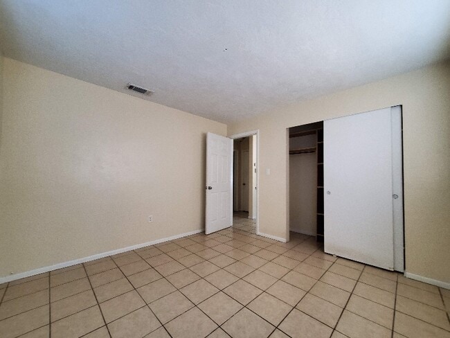 Photo - 820 Pineland Ave