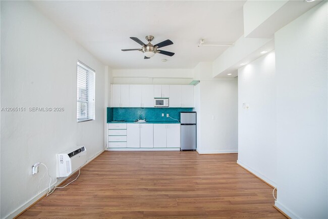 Photo - 255 W 24th St Unit 436