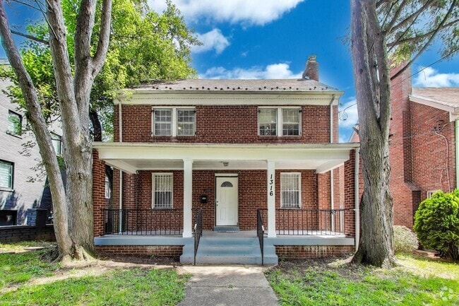 Building Photo - Van Buren St NW Unit 1 -Upper Rental