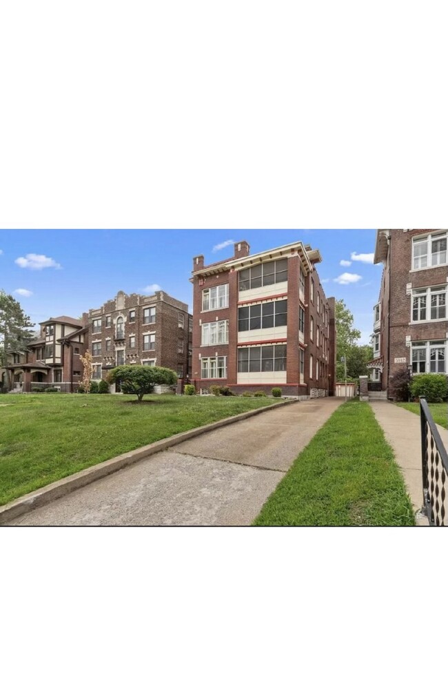 1 Bed 1 Bath apartment in the Central West... - 1 Bed 1 Bath apartment in the Central West...