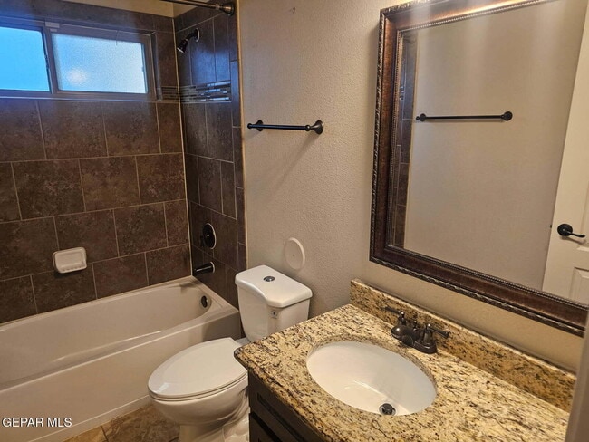 Photo - 14837 Hunters Grove Ave