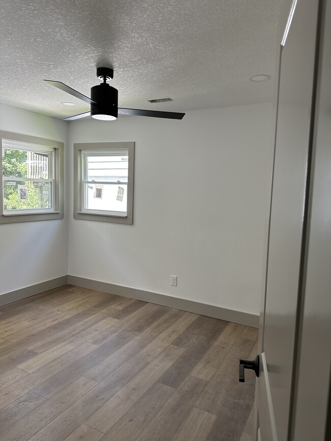Photo - 2907 Jersey Ave Unit 2907 Jersey Ave. A