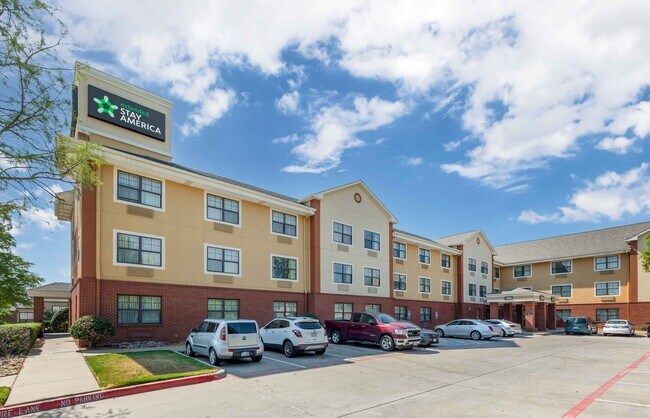 Furnished Studio-Fort Worth - City View