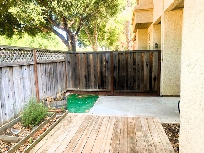 Photo - UPGRADED TOWNHOUSE: Modern Comforts & Stylish Living - 2 Car Garage