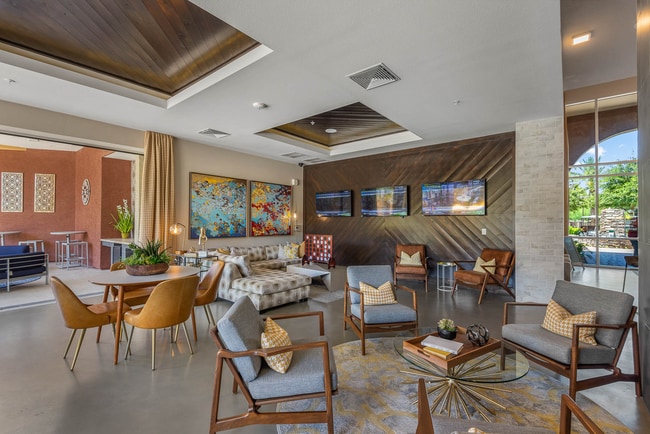 Photo - Summerly at Zanjero