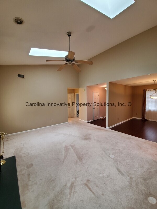 Photo - 5409 Leaford Ct