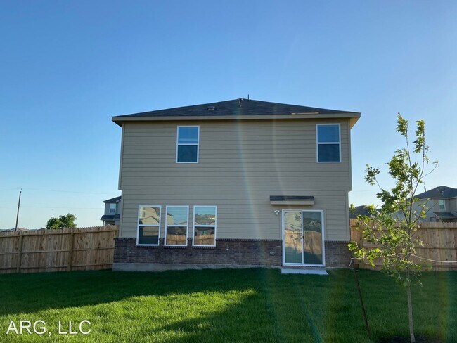 Photo - 3 br, 2.5 bath House - 3916 Asher Alley