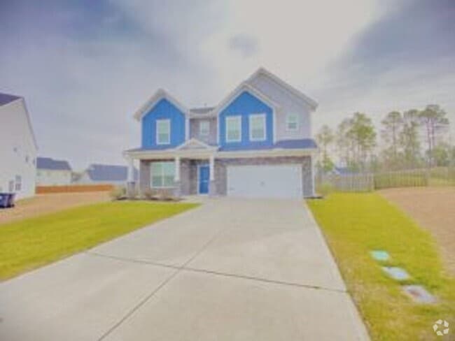 Building Photo - Like New in Longview! Rental