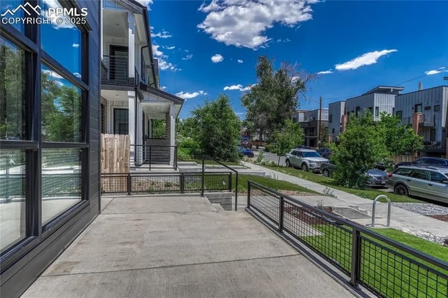 Photo - 1231 Newton St