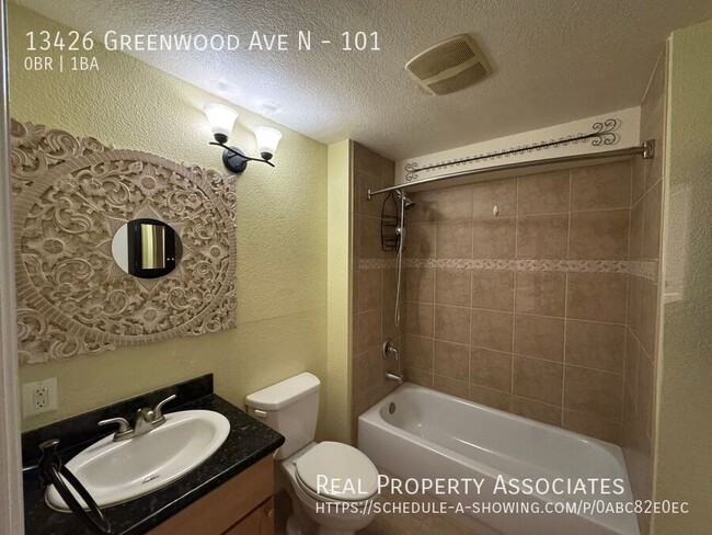 Photo - 13426 Greenwood Ave N