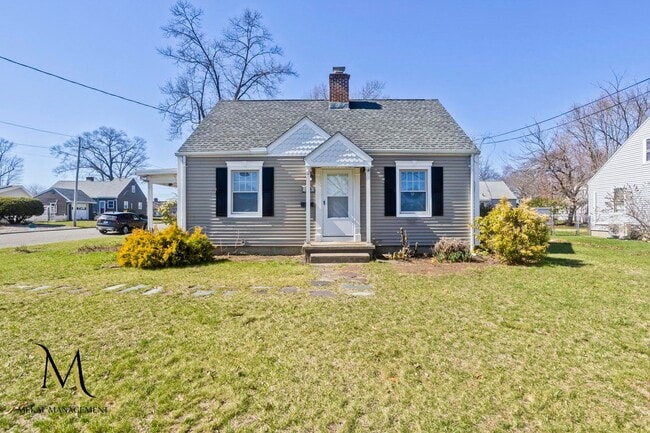 Building Photo - 3 Bedroom Single Family Home in East Forest Park Springfield, MA!