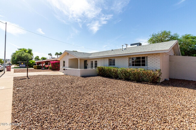 Photo - 7440 E Hubbell St