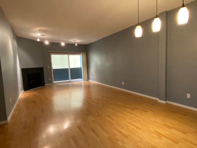 Photo - Spacious and turn key ready 2 bedroom apartment close to downtown. 2 parking spots and additional...
