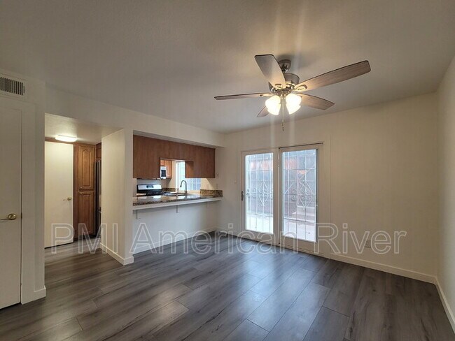 Photo - 6693 Greenback Ln