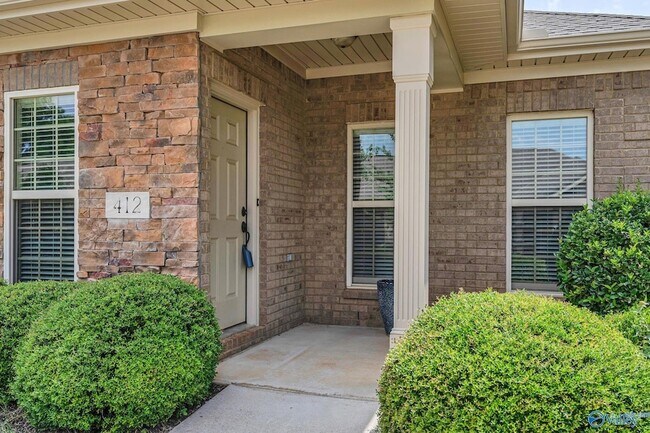 Photo - 412 White Petal St SW