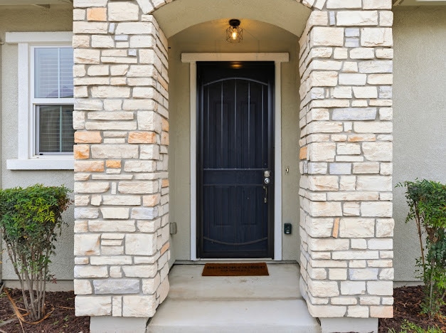 Photo - Spacious 3-bedroom home offering 1,785 sq ft of comfortable living space.