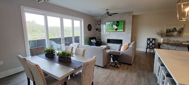Photo - 1208 Commerce St Unit #201