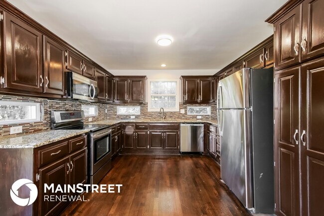 Photo - 113 N Oxford Dr