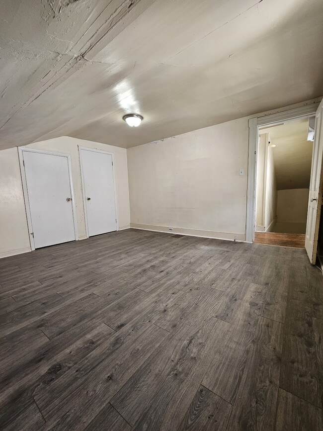 Photo - 343 E Prospect St