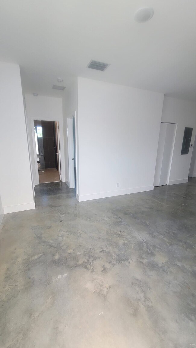 Photo - 2146 NW 69th Terrace