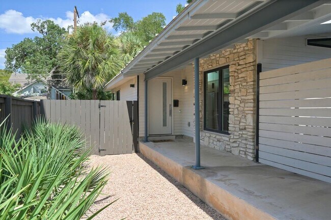 Photo - 3304 Bonnie Rd Casa Adosada