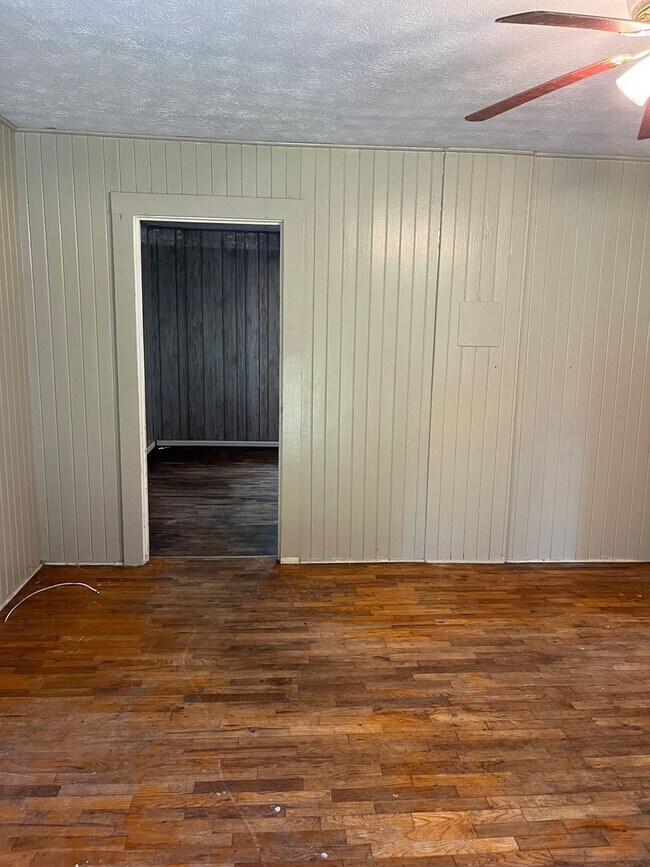 Photo - 3 Bed 1 Bath House