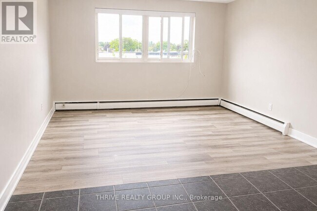 Photo - 153 Godfrey Dr Unit 3